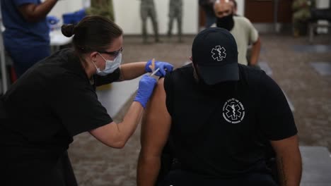 Soldiers-Prepare-The-First-Covid-19-Vaccines-To-Arrive-And-Be-Administered-At-Joint-Base-San-Antonio-Lackland,-Tx