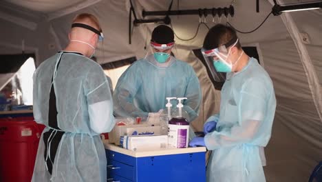 Us-Air-Force-559th-Medical-Group-Aviadores-Covid-19-Entrenamiento-De-Vacunas-Contra-La-Pandemia,-Base-Conjunta-San-Antonio-Sin-Tierra