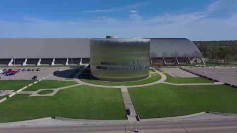 Aerial-Drone-View-Of-The-Hangers-And-Grounds-Of-The-National-Museum-Of-The-Us-Air-Force-In-Dayton,-Oh