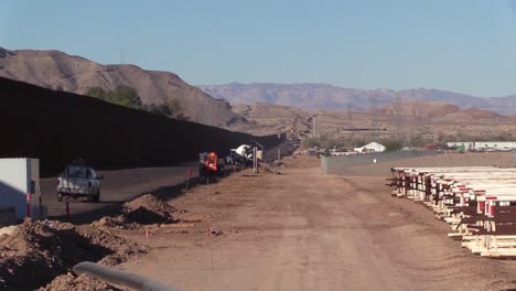 Construction-Of-The-El-Centro-1-Section-Of-Border-Wall-With-Mexico-In-The-Desert-Near-Calexico,-Ca