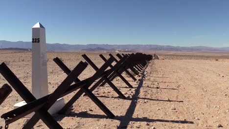 Construction-Of-The-El-Centro-1-Section-Of-Border-Wall-With-Mexico-In-The-Desert-Near-Calexico,-Ca