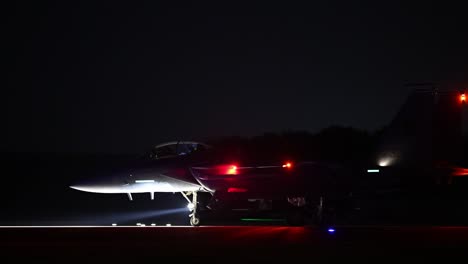 Dramatic-Footage,-48Th-Fighter-Wing-Military-Training-Night-Operations,-Royal-Air-Force-Lakenhealth,-England