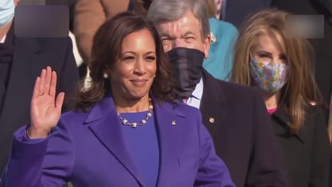 Juez-De-La-Corte-Suprema-Sotomayor-Administra-El-Juramento-Del-Cargo-Al-Vicepresidente-Electo-Kamala-Harris-Inauguración