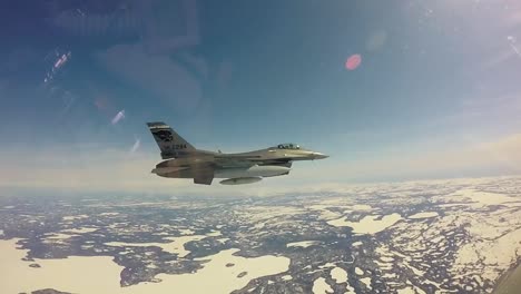 Ejercicio-De-Dardo-De-Amalgama,-Metraje-De-La-Cabina,-Guardia-Nacional-Aérea-De-Colorado-F-16-Halcones-De-Combate,-Terranova,-Canadá