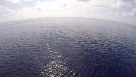 Aerial-Uss-Gerald-R-Ford-Schließt-Schockversuche-Ab,-Live-Unterwasser-Sprengstofftests,-Um-Festzustellen,-Ob-Marineschiffe-Seetüchtig-Sind