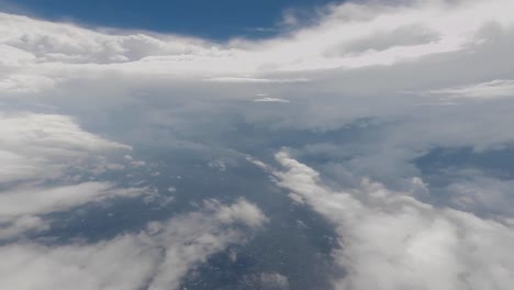 Vuelo-Del-Escuadrón-De-Reconocimiento-Meteorológico-53-Hacia-El-Huracán-Ian,-Para-Recopilar-Datos-Científicos-Para-Predecir-El-Comportamiento-De-La-Tormenta