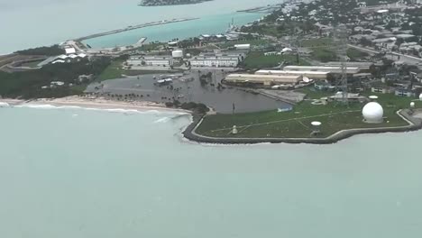 Die-Flugbewertungen-Der-Us-küstenwache-Während-Des-Hurrikans-Ivan,-Florida-Keys-Und-Der-Naval-Air-Station-Key-West-Florida