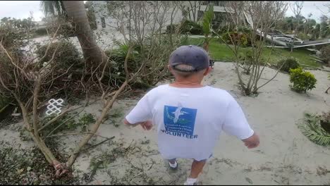 Us-Coast-Guard-Mh-65-Dolphin-Aircrew-Rescue-Operation-Near-Sanibel,-Florida-In-The-Storm-Wake-Of-Hurricane-Ian