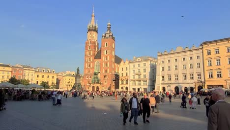 Zentraler-Platz-Der-Stadt-Krakau