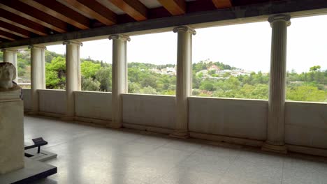 Vista-Panorámica-Del-Interior-De-La-Stoa-De-Attalos