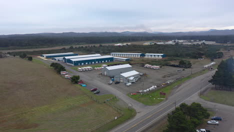 Unidades-De-Suministro-Y-Autoalmacenaje-De-Currydale-Farms