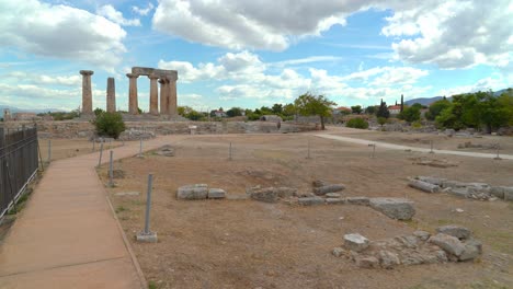 Temple-of-Apollo-in-Ancient-Corinth