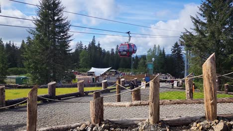 Doppelmayr-Lift-Systems-gondolas-in-Icy-Strait-Point,-Hoonah,-Alaska-viewed-from-near-the-unload-station