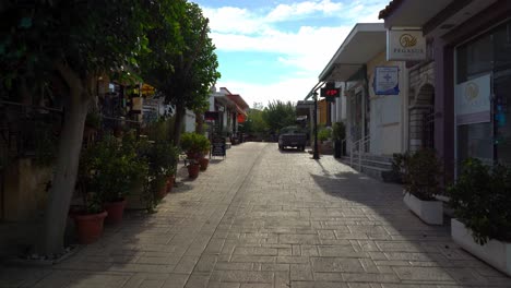 Empty-Streets-of-City-of-Ancient-Corinth