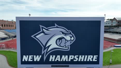 Estadio-Wildcat-En-La-Universidad-De-New-Hampshire