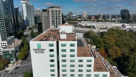 Embassy-Suites-Es-Parte-De-Los-Hoteles-Exclusivos-De-Suites-De-Hilton-Worldwide