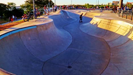 Übendes-Skateboard-In-Porto-Alegre