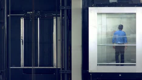 airport-staff-who-come-upstairs-with-the-elevators