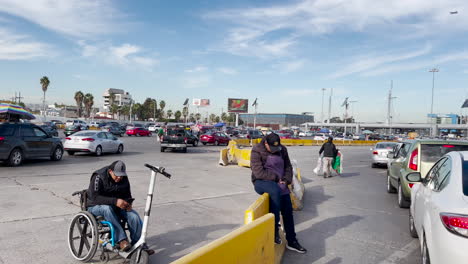 Vehicles-in-line-to-cross-the-border-from-Mexico-into-USA