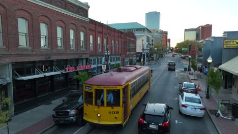 Little-Rock-Metro-Trolley-Street-Car-Ist-Bei-Besuchern-Und-Touristen-Beliebt