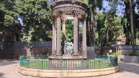 Statue-Der-Königin-Victoria-In-Den-Victoria-Gardens-Oder-Im-Rani-Baug-Byculla-Zoo