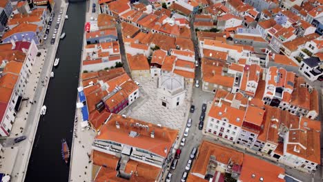 Capilla-De-São-Gonçalinho,-Ponte-Dos-Botirões,-Ciudad-De-Aveiro,-Portugal-Ubicada-En-El-Borde-De-La-Ría-De-Aveiro