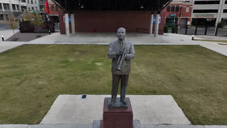 Wc-Handy-Estatua-En-Beale-Street-En-Memphis,-Tennessee