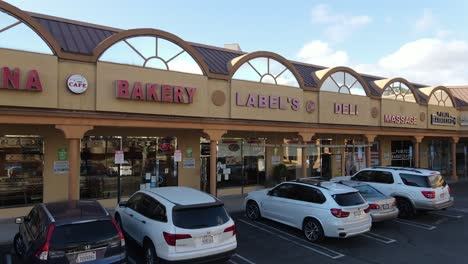 stores-in-california-plaza-hd-view