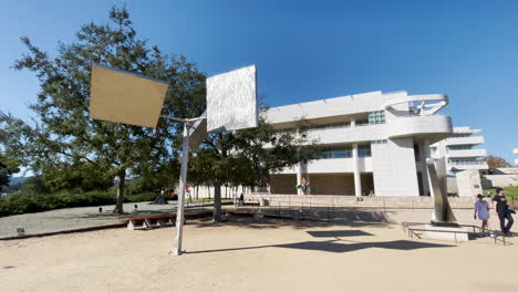 Der-Skulpturengarten-Im-Getty-Museum-In-Los-Angeles,-Kalifornien