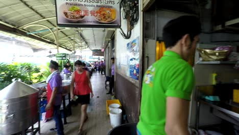 Verschiedene-Szenen-Aus-Dem-Atemberaubenden,-Pulsierenden-Bangkok