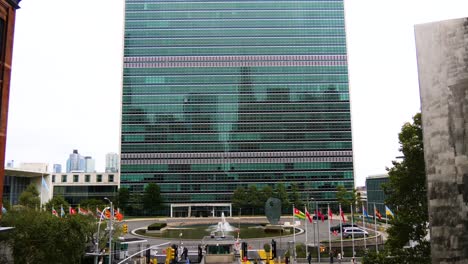 Panorámica-Sobre-El-Edificio-De-La-Onu-En-Ny