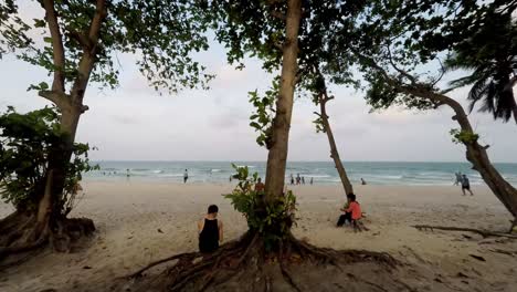 Una-Selección-De-Clips-De-Lapso-De-Tiempo-De-La-Hermosa-Playa-De-Hua-Hin-En-Tailandia