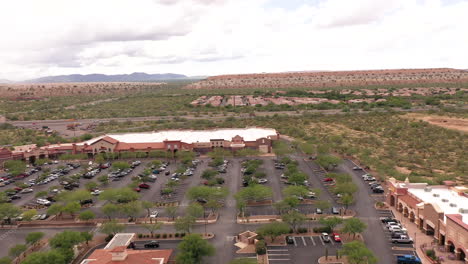 Das-Kreuzungseinkaufszentrum-In-Sahuarita-Arizona