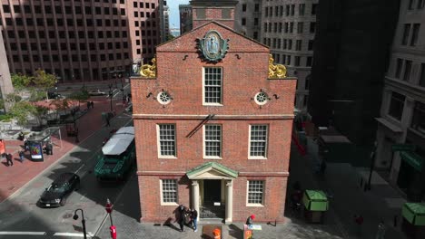 Faneuil-Hill-En-El-Centro-De-Boston