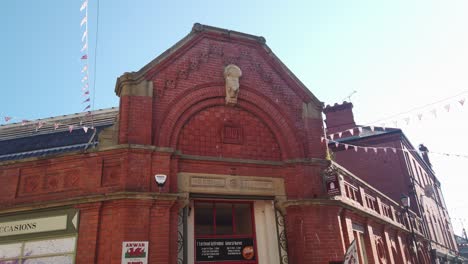 Close-up-of-General-Market-in-Wrexham