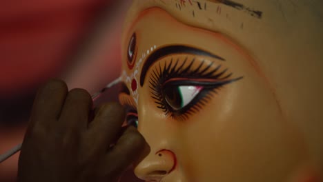 El-Trabajo-De-Hacer-ídolos-De-Durga-Puja-Continúa