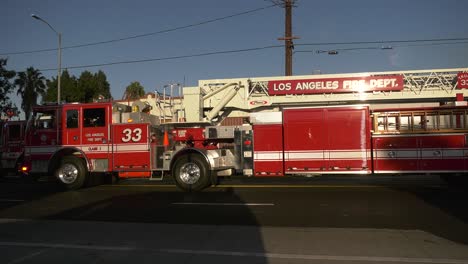 fire-truck-parked-on-busy-street