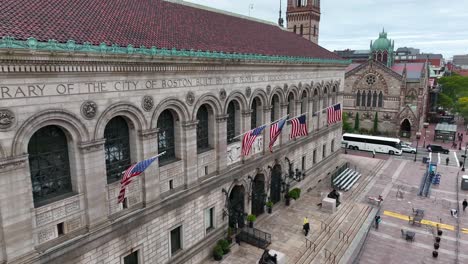 Öffentliche-Bibliothek-In-Boston-Am-Copley-Square