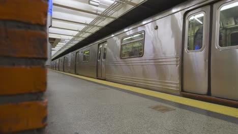 Slow-Motion-Subway-Car-with-passenger-getting-off-4K