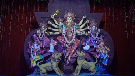 Das-Größte-Fest-Von-Westbengalen-Ist-Durga-Puja-Mit-Dem-Idol-Von-Durga-Thakur