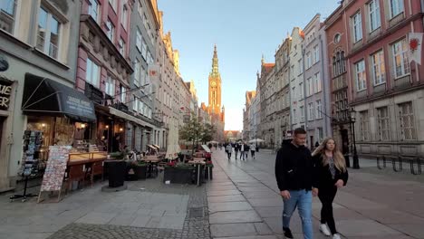 Calle-Del-Camino-Del-Rey-De-La-Ciudad-Polaca-De-Gdansk