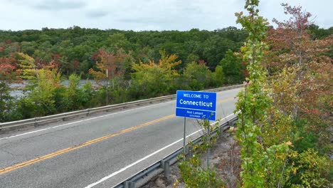 Welcome-to-Connecticut-sign