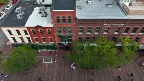 Edificios-Históricos-Americanos-En-Church-Street-Market-En-Burlington-Vermont