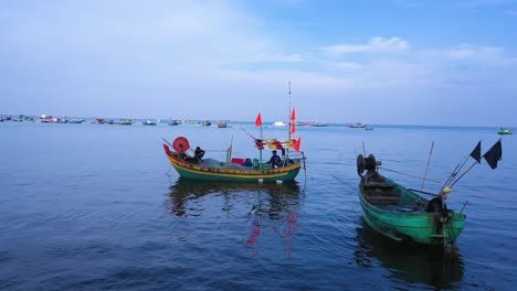 A-small-Vietnamese-fishing-boat-returning-to-shore-after-a-night-at-sea