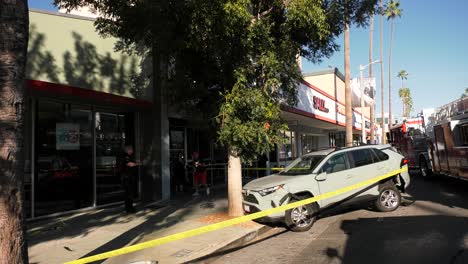 La-Policía-Investiga-La-Gran-Escena-De-La-Colisión