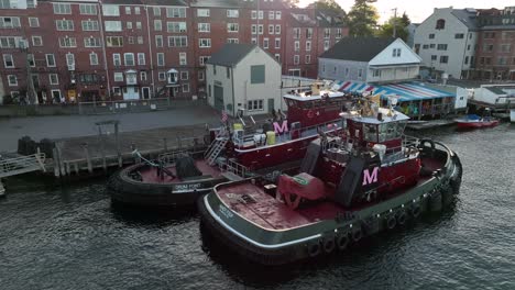 Barco-De-Pesca-Y-La-Industria-De-La-Langosta