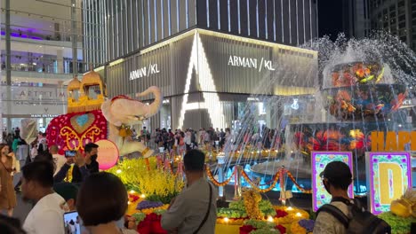 Deepavali-decorative-elephants-and-colourful-kolams-surrounded-The-iconic-Crystal-Fountain-in-Pavilion-KL-Mall,-Kuala-Lumpur,-Malaysia