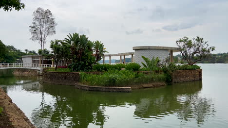 Casa-do-Baile-Architectural-Complex,-panning-view