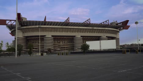 Estadio-San-Siro-En-Milán,-Italia