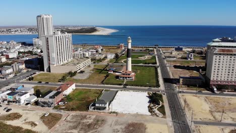 A-slowly-forward-moving-aerial-view-of-downtown-business-district-of-Atlantic-City,-New-Jersey